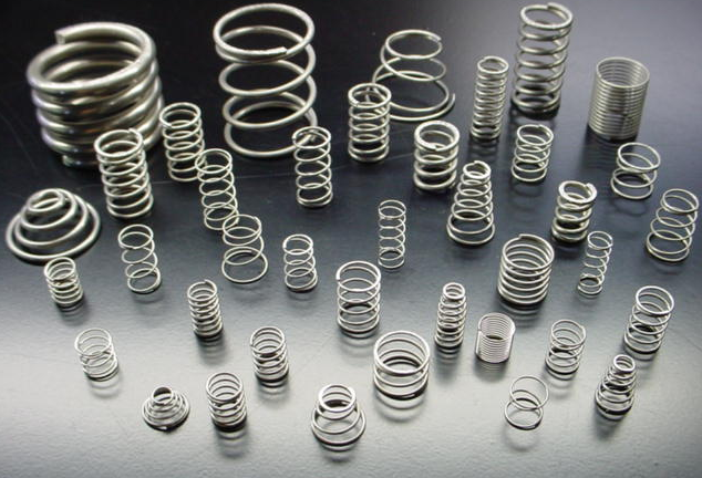 バネ材　金属製品加工サービス