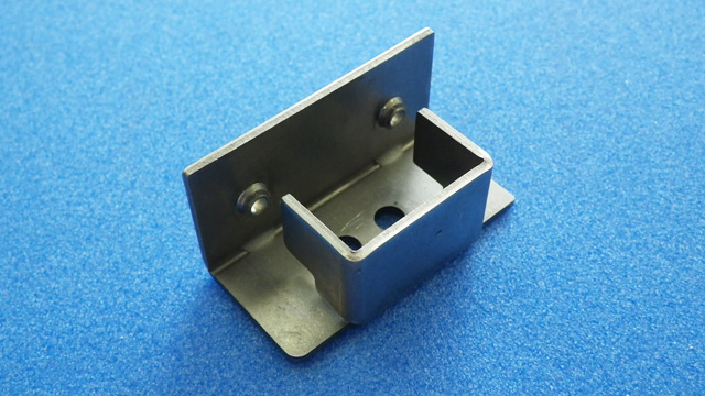 精密金属加工例　板金加工 ステンレス