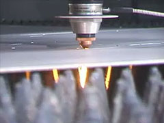 門倉剪断工業　ステンレスレーザー切断