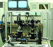 特注システム製品 「フィルム基板張合せ装置」