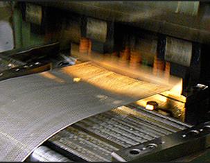 多孔板　パンチングメタルとは