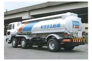 タンクローリー