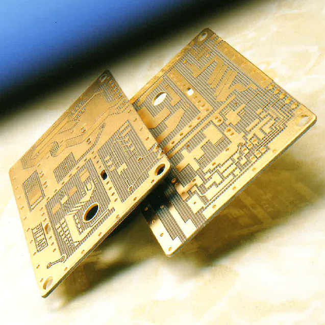 【高周波対応フッ素樹脂基板】マイクロ波・ミリ波基板材料