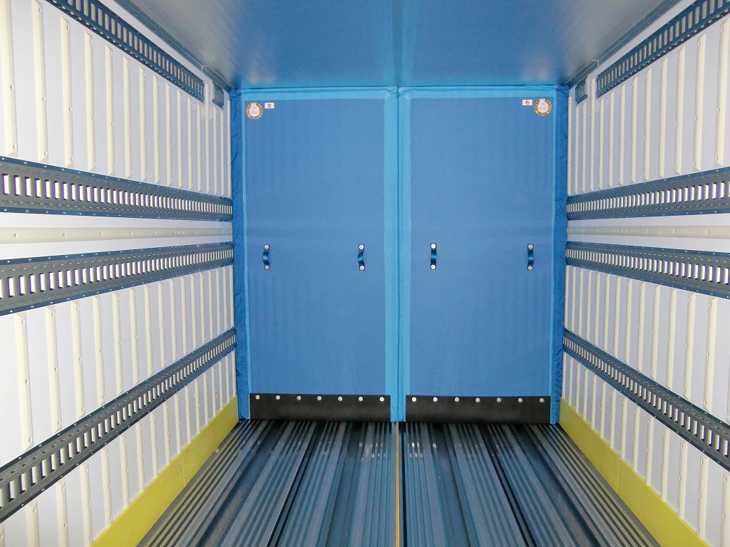 【運輸業・物流業者様向け！】間仕切り『ソフトマジカル』