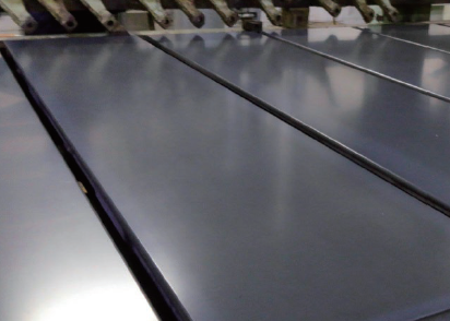 セラミック溶射熱盤