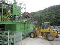 受入供給装置　※木質ピンチップを大量に投入