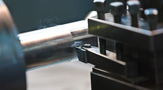 金属精密機器加工サービス