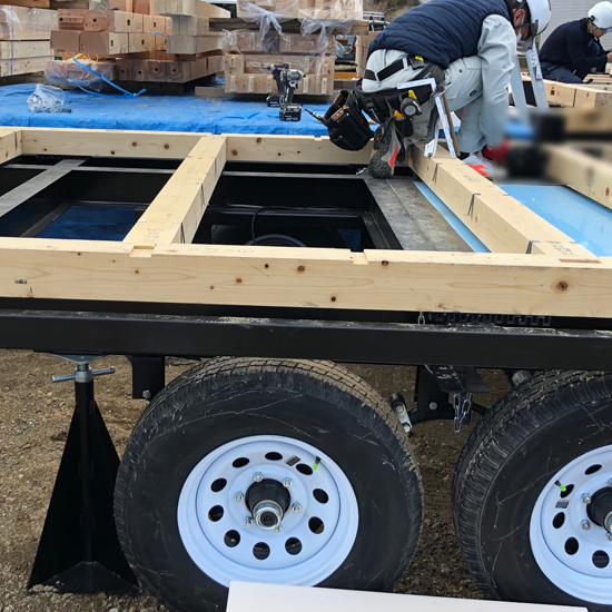 トレーラーハウス事業に新規参入したい方へ『トレーラー＆部品』提供