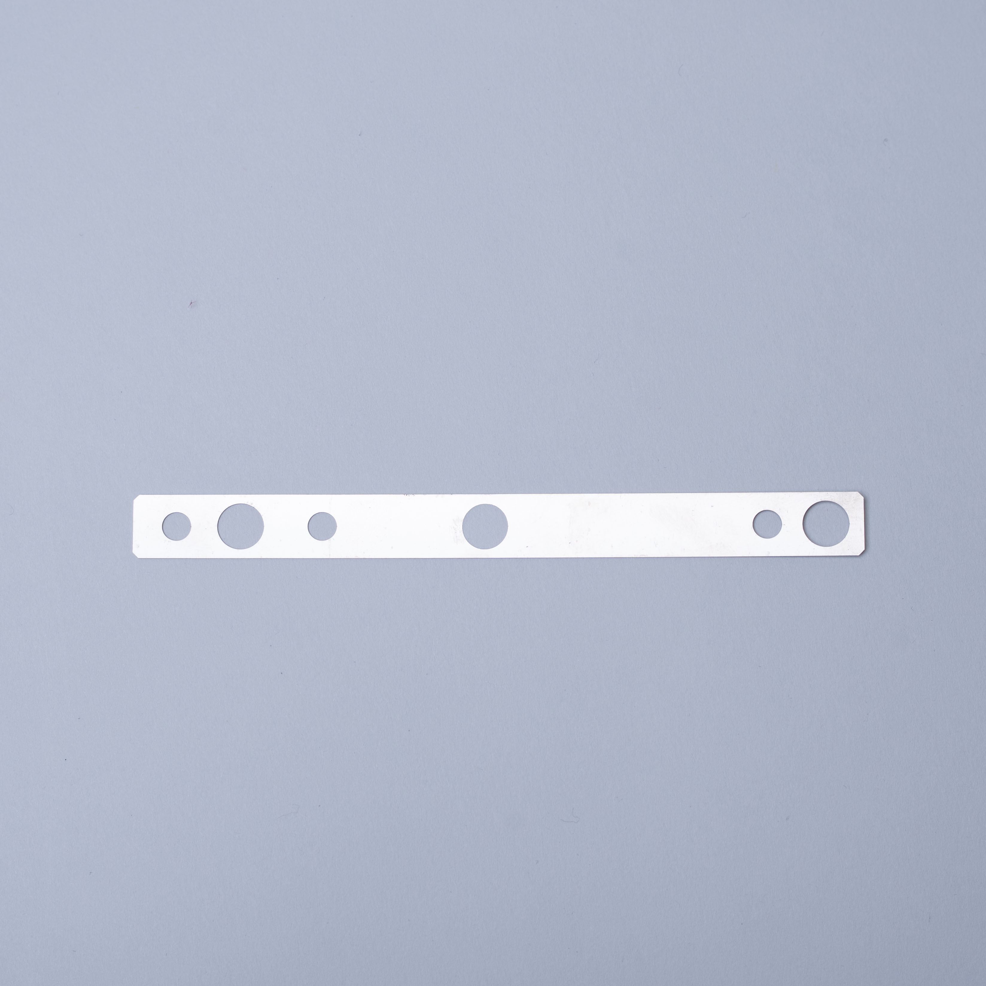 多目的用シムプレート0.01mm～板厚違い同形状の製作も可能！ 富山プレート | イプロスものづくり