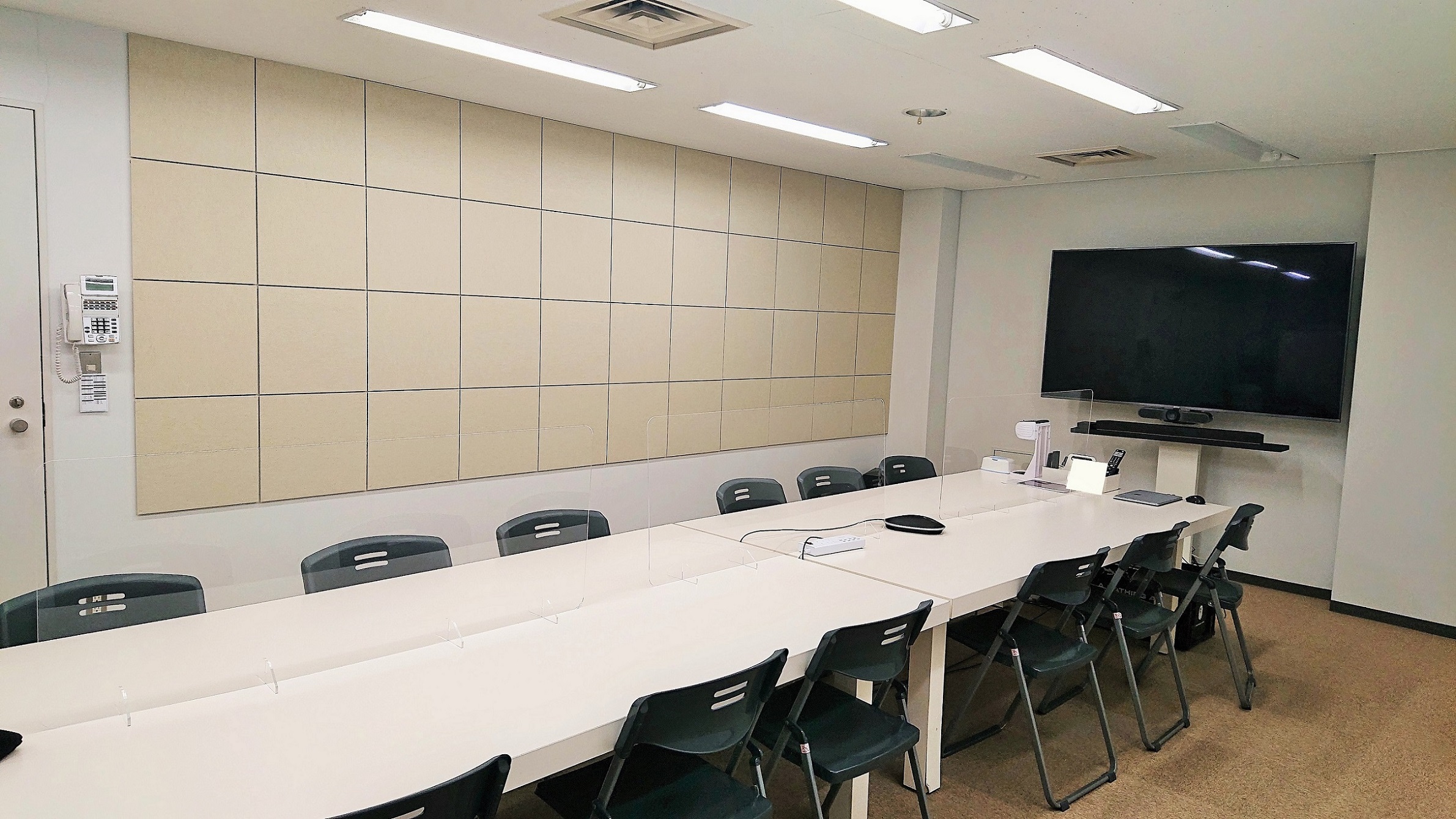 薄型吸音パネル 「アコースティック・ミュートパネル」