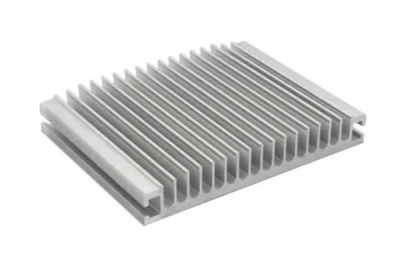 押出ヒートシンク（自然空冷用）　154(W)x120(L)mm