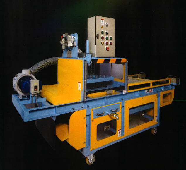 スプレー缶穴あけ機『AIR10』