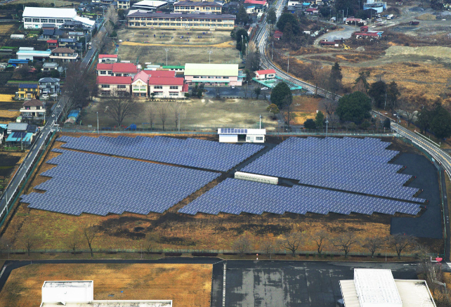 太陽光発電パネルに採用『SU-ナット/HEX U-ナット』