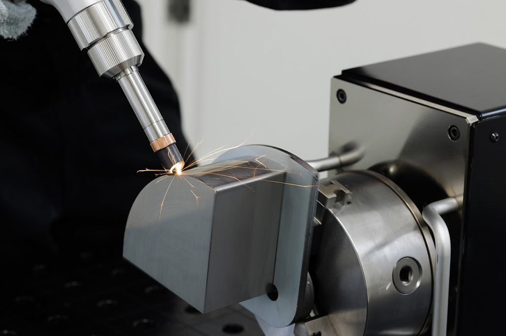 【課題解決】焼けやひずみの少ないファイバーレーザ溶接