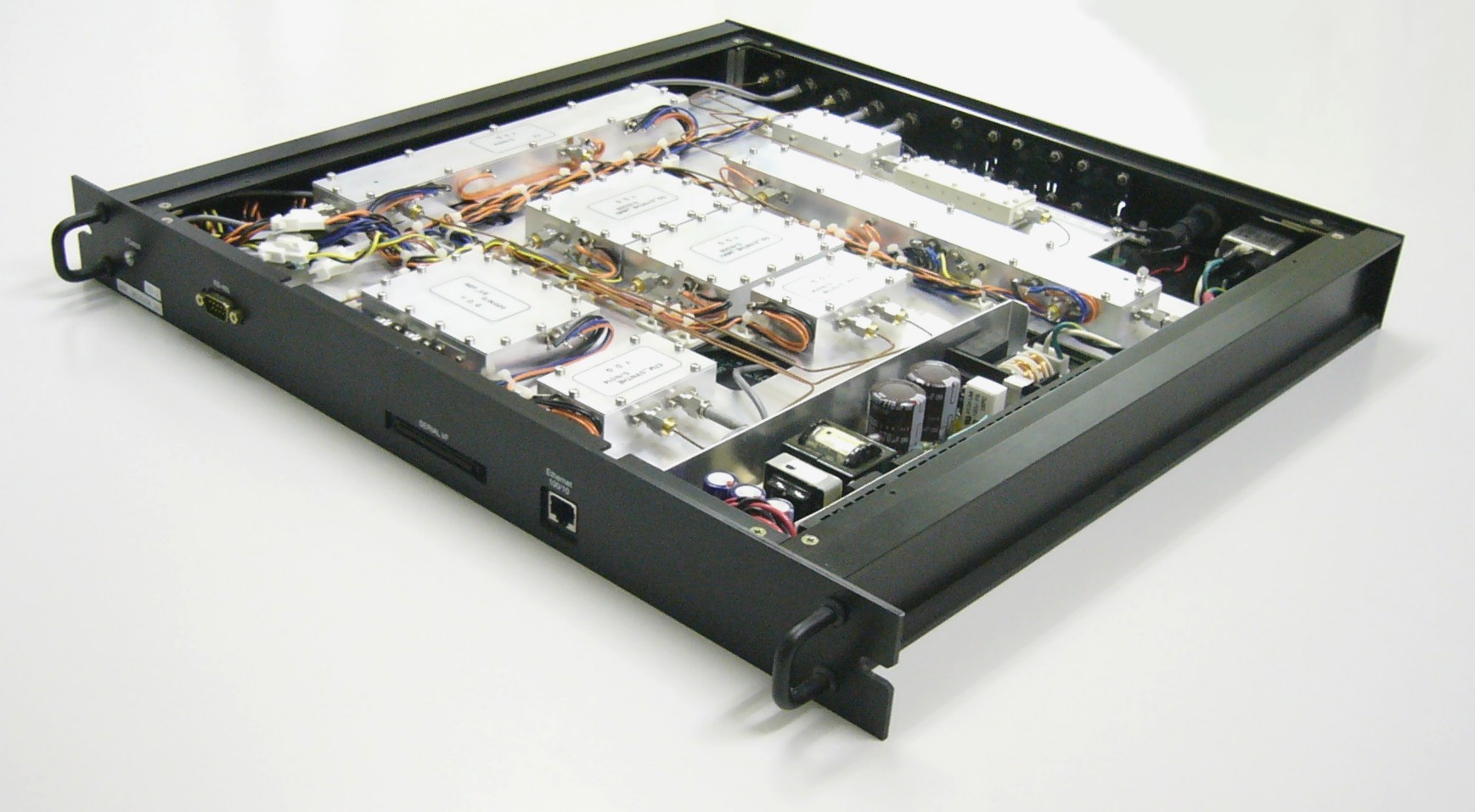 ハードウェア・ソフトウェア　システムデザインサービス