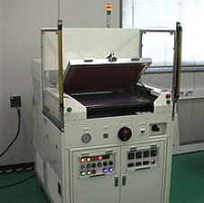 真空ラミネーター