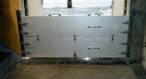 止水板『ウォータープロテクトパネル』