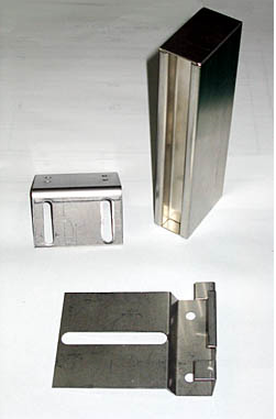 精密板金加工サービス