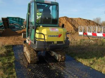 プラスチック敷板・敷材「ENDURAMAT（エンデュラマット）」