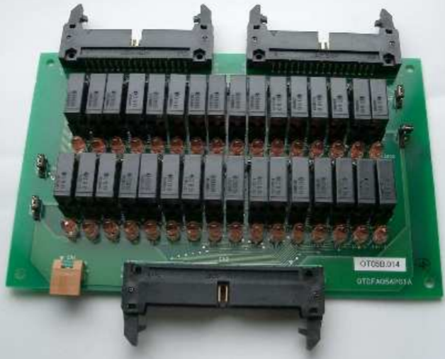 32点出力汎用リレー基板