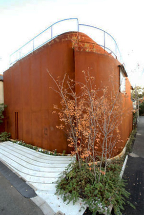 伝統技術の応用　コールテン鋼を用いた200年住宅