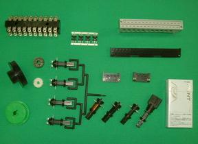 精密部品　インサート成形品