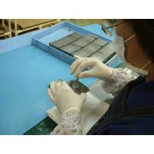 品質検査、組み立て、梱包