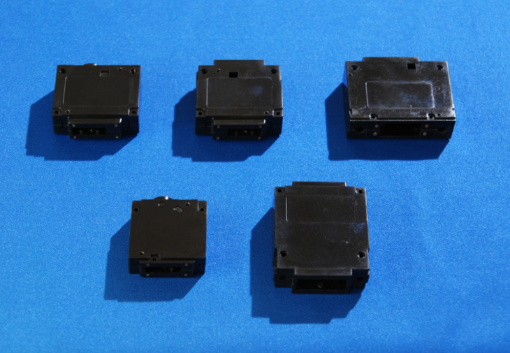 プラスチック成形サービス