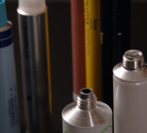 アルミチューブ