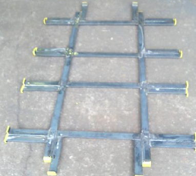 金型落下防止冶具・金具