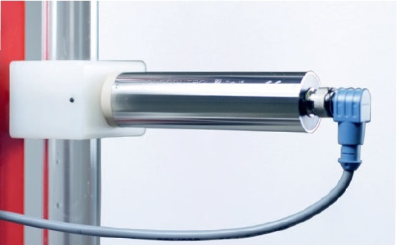 非接触超音波レベルスイッチ SONOCONTROL 15