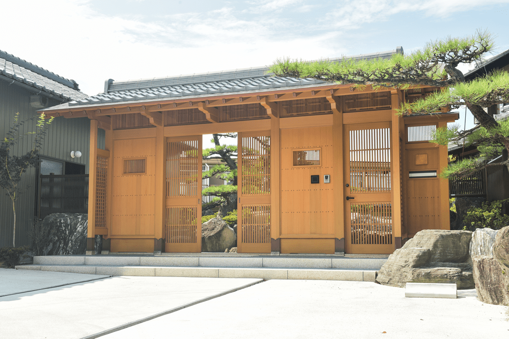 数寄屋門施工事例：2.数寄屋門＜特注品＞ 大林 | イプロスものづくり