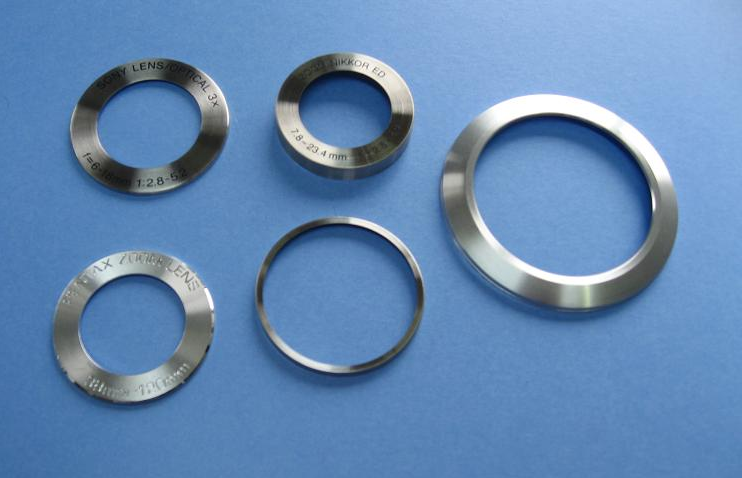 受注製品事例　「カメラ鏡筒」