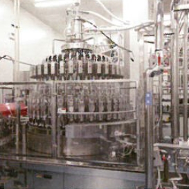 株式会社トンボ飲料　生産設備のご案内