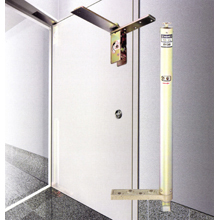 ヒンジ　オートスイングヒンジ