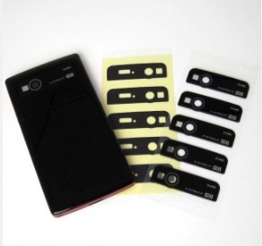 【抜き加工製品紹介】携帯電話のカメラパネル