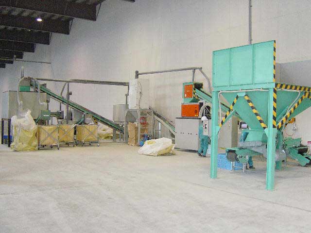 ガラス瓶砂状化破砕装置『GSC-600/GSC-1000』