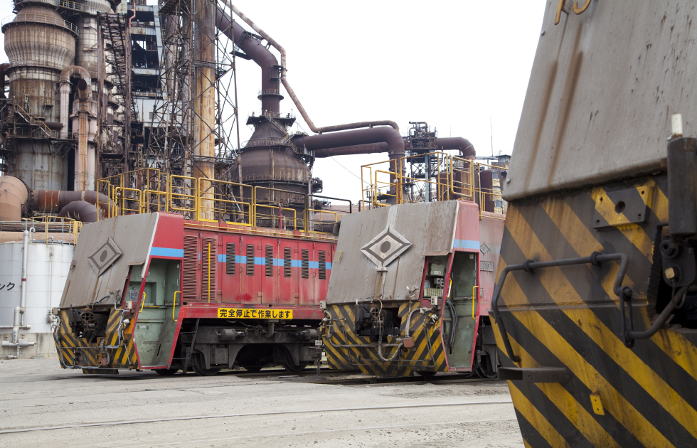 製鉄所構内物流サービス