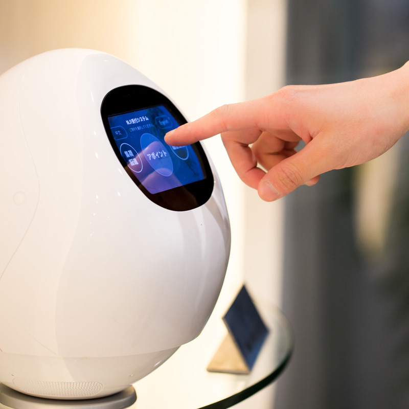 受付ロボット『受付Tapia』