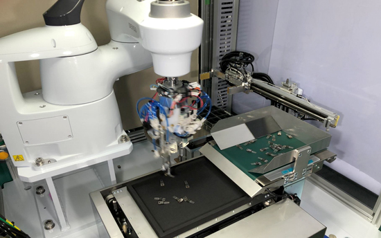 バラ積みワーク高速ピッキング装置『アラインピッキング DF』