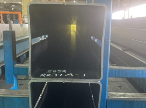 スリット加工あるあるの解説と対策