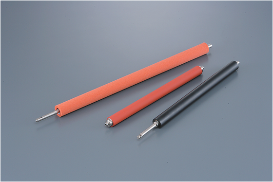 シリコーンゴムを使用した高機能ロール　低熱伝導ロール