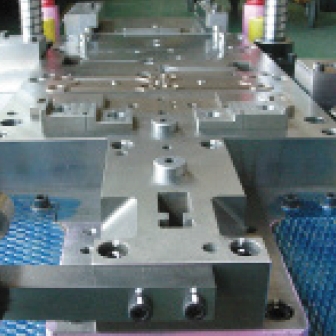 金属プレス金型