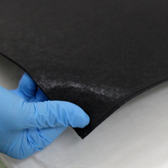 【課題解決事例】半導電シートの開発