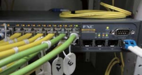16ポート管理機能付レイヤ2スイッチ「FXC5218」 FXC | イプロスものづくり