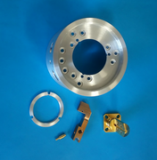 治具・精密機械部品　加工サービス