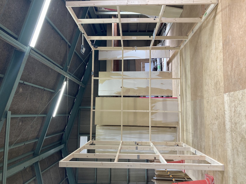 展示会壁面装飾用折畳式木枠ツール 「折りっぱ」