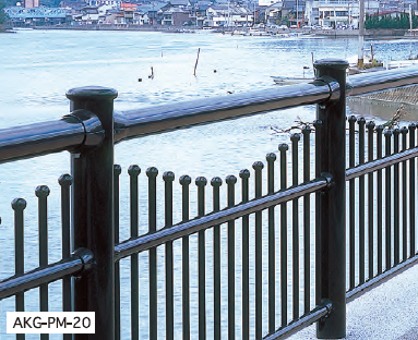 【歩道用防護柵】橋梁（高欄）用防護柵