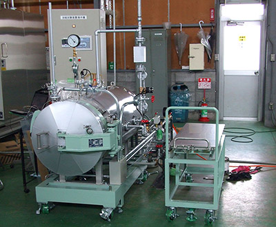 蒸気式／乾式／温水式 各種『ゴム加硫缶』を製作 羽生田鉄工所