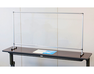 軽量透明間仕切『飛沫ガード』